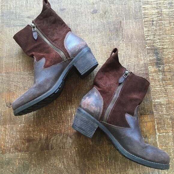 Olukai Kaiulani Boots Womens 9 Brown Suede Waxed Leather Boho Buckle Distressed - Picture 8 of 10